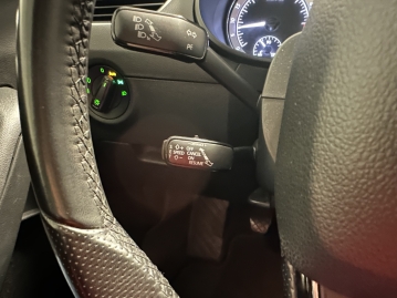 Škoda Octavia 3 STYLE 1.6 TDI ACC LED BLIND POLOKŮŽE CZ_43
