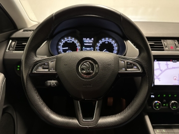 Škoda Octavia 3 STYLE 1.6 TDI ACC LED BLIND POLOKŮŽE CZ_43