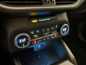 Ford Focus 1.5 88kW LED KAMERA CarPlay CZ DPH 1.MAJ_45