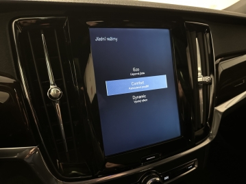 Volvo V90 D5 173kW INSCRIPTION AWD HUD BOWERS & WILKINS MASÁŽ PANORAMA_56