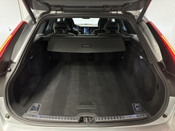 Volvo V90 D5 173kW INSCRIPTION AWD HUD BOWERS & WILKINS MASÁŽ PANORAMA_56