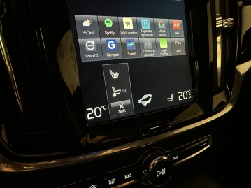 Volvo V90 D5 173kW INSCRIPTION AWD HUD BOWERS & WILKINS MASÁŽ PANORAMA_56