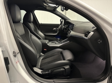 BMW 330D 210 kW xDrive M-Paket LASER HUD H/K ACC TAŽNÉ CZ DPH 1.MAJ._64