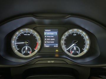 Škoda Karoq STYLE 2.0TDI 140kW STYLE 4x4 DSG K360 PANO ACC SIDE_66