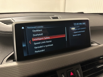 BMW X2 20d M-PAKET xDrive LED PANORAMA HUD HARMAN/KARDON KŮŽE_69