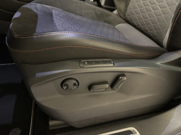 Seat Tarraco FR4 2.0TDI 140kW 4x4 DSG PANO K360 VIRTUÁL ACC_72