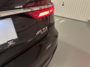 Audi A6 45 TDI QUATTRO ACC HUD LED KŮŽE BLIND TAŽNÉ_73