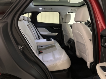Jaguar F-Pace 30d 221kW AWD PANORAMA ACC LED VIRTUÁL TAŽNÉ_74