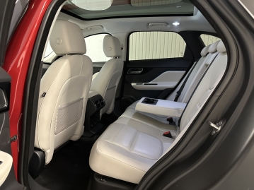 Jaguar F-Pace 30d 221kW AWD PANORAMA ACC LED VIRTUÁL TAŽNÉ_74