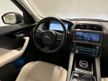 Jaguar F-Pace 30d 221kW AWD PANORAMA ACC LED VIRTUÁL TAŽNÉ_74