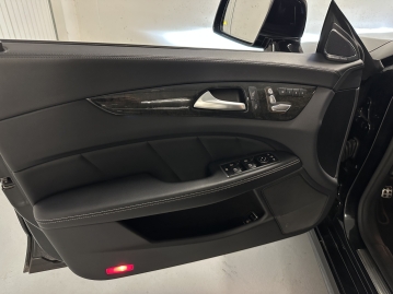 Mercedes-Benz CLS 350D SB 4MATIC AMG ACC BLIND HARMAN/KARDON ODVĚTRÁVÁNÍ TAŽNÉ_75