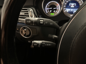 Mercedes-Benz CLS 350D SB 4MATIC AMG ACC BLIND HARMAN/KARDON ODVĚTRÁVÁNÍ TAŽNÉ_75