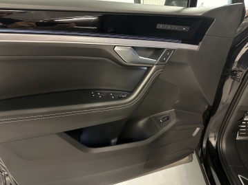 Volkswagen Touareg 3.0 TSI 250kW R-LINE 4MOTION HUD PANO LED WEBASTO_76