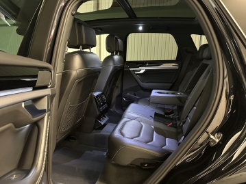 Volkswagen Touareg 3.0 TSI 250kW R-LINE 4MOTION HUD PANO LED WEBASTO_76
