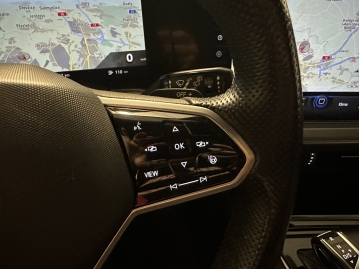 Volkswagen Touareg 3.0 TSI 250kW R-LINE 4MOTION HUD PANO LED WEBASTO_76