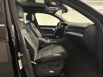 Volkswagen Touareg 3.0 TSI 250kW R-LINE 4MOTION HUD PANO LED WEBASTO_76
