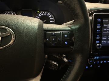 Toyota Hilux 2.4 D-4D 4x4 KAMERA TAŽNÉ 3,5t CZ DPH 1.MAJ._80